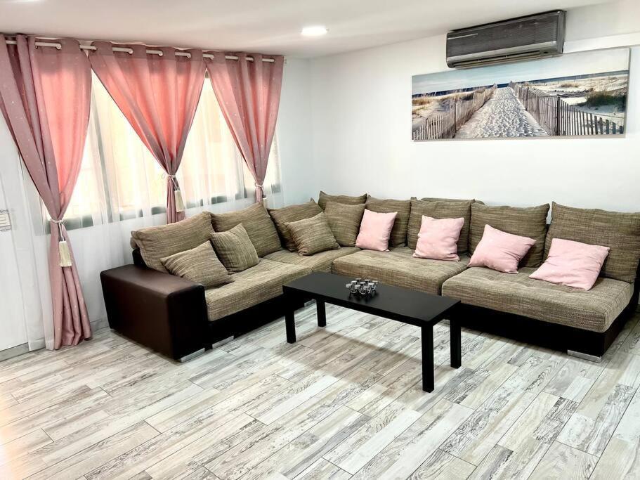 Апартаменти 42 Puerto Del Carmen Star Тіас Екстер'єр фото